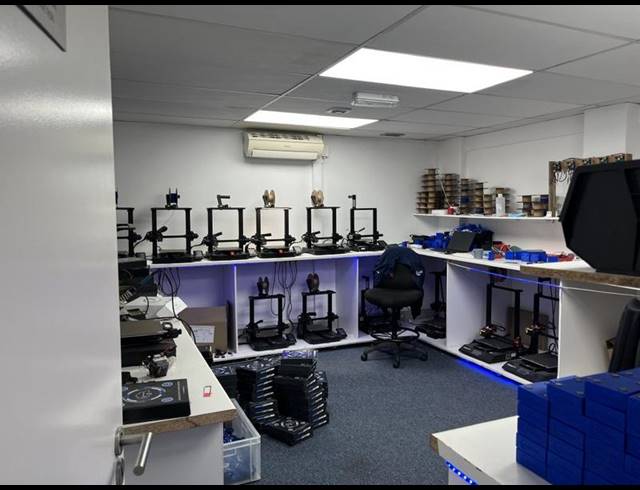 INDUSTRIAL FOR SALE IN MILNERTON CENTRAL